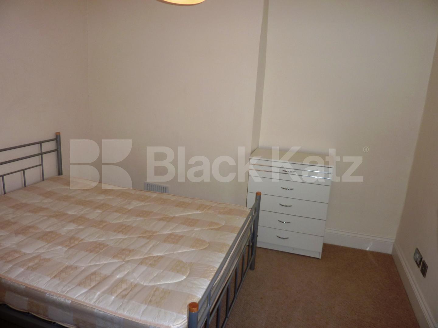 			LUXURY 1 BED IN CAMDEN!, 1 Bedroom, 1 bath, 1 reception Flat			 Agar Grove, CAMDEN SQUARE